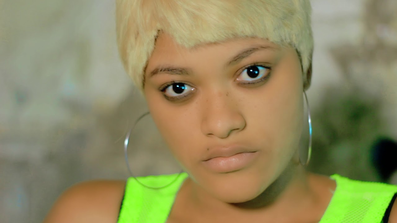 Dj Cent15_Mr Whatsapp (feat. Bleduza and M.Joe) official video by Pitié Fils