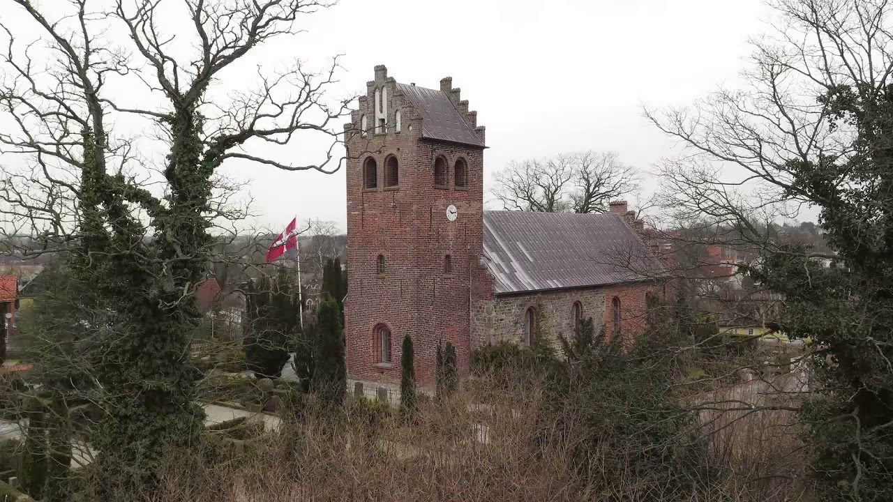 Stenløse kirke ringer til gudstjeneste