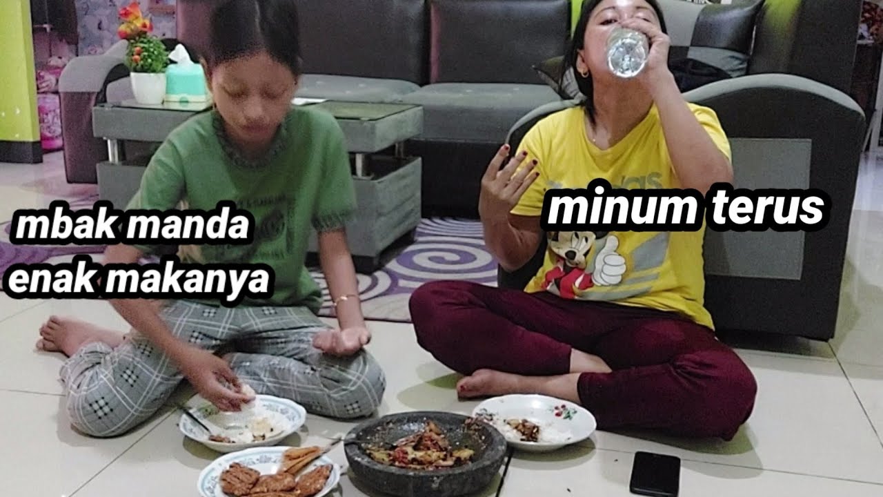 Menu Simpel...ll Sambal Terong + ikan Asin + Gorengan Tempe