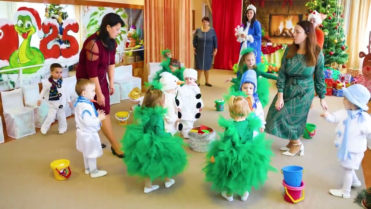 ❄🎄 Новорічна гра, руханка від самих маленьких діточок. СНІЖКИ