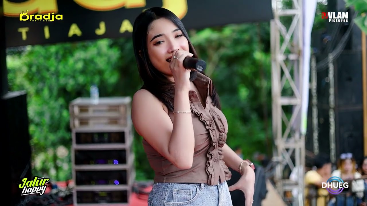 DIN ANNESIA - CAMELIA || D'RAJA JALUR HAPPY SEASON 4 SUMOSARI BATEALIT JEPARA 2025