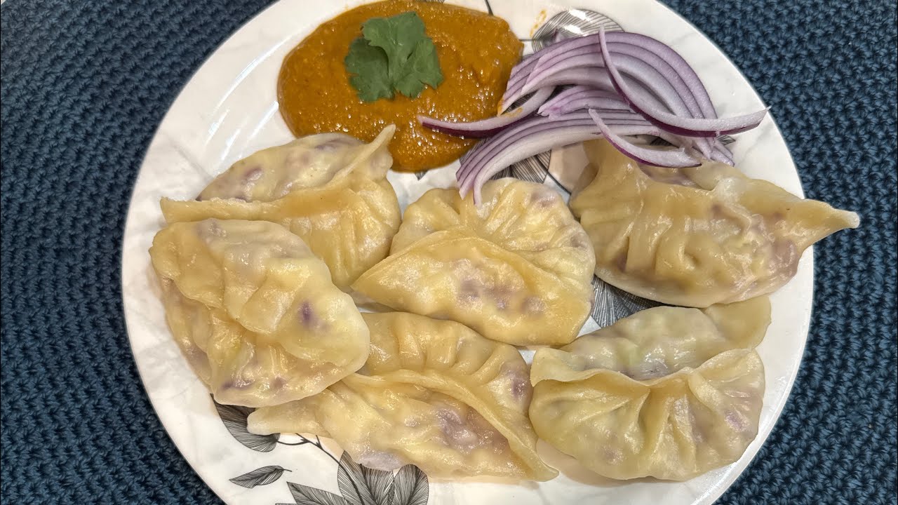 🥟🥟🥟Steamed Paneer Momos | Spicy Chutney Recipe | Homemade Momos Pastry Sheets 🥟🥟🥟😋😋