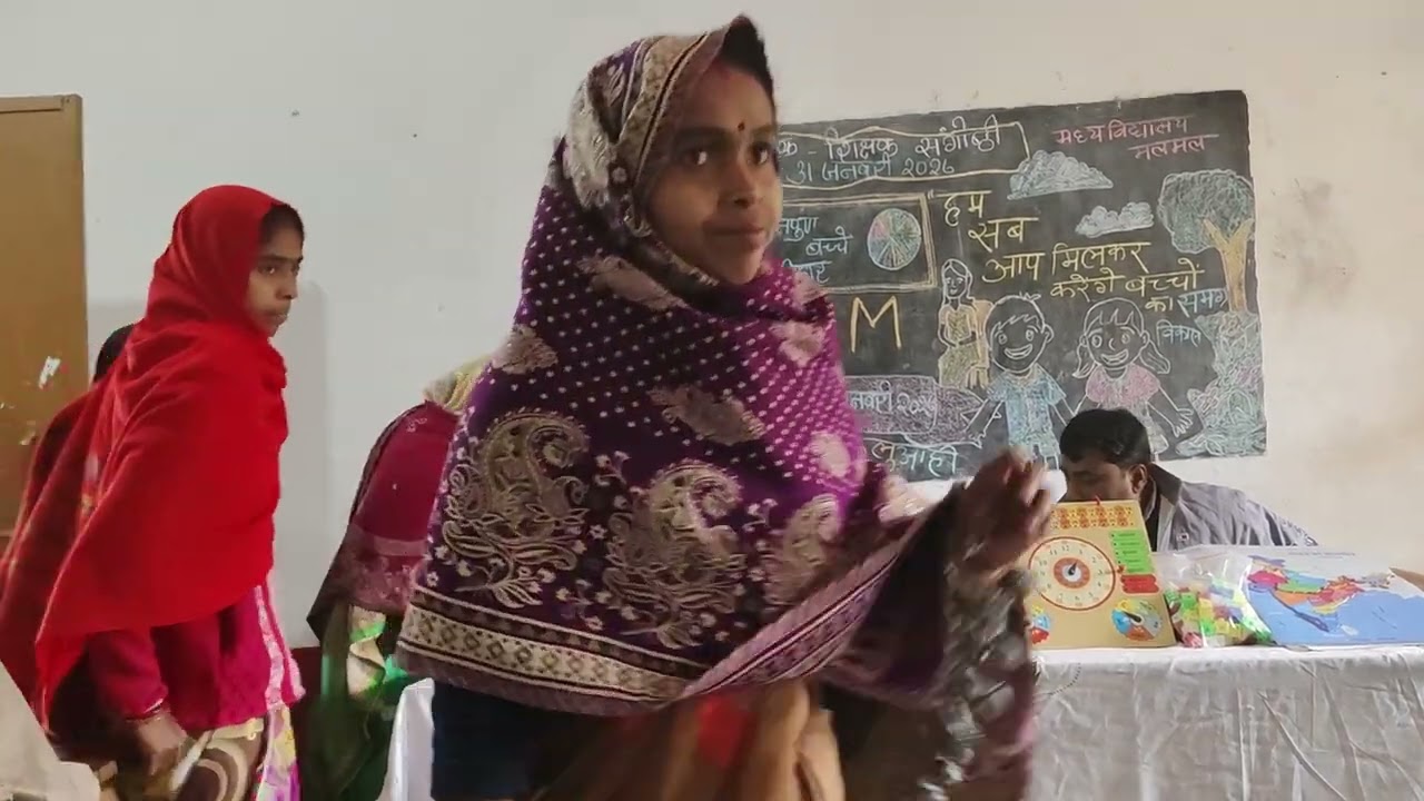 अभिभावक शिक्षक संगोष्ठी में अभिभावक का हस्ताक्षर अहम भूमिका है 