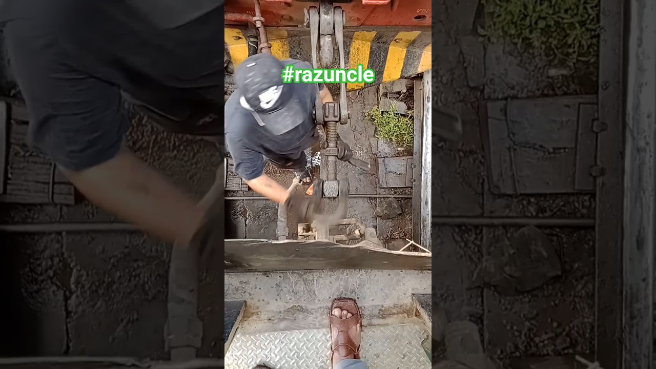 hard and risky job #germany #train #viral #railway #brasil #india # travel #usa #uk #foryou #lahore