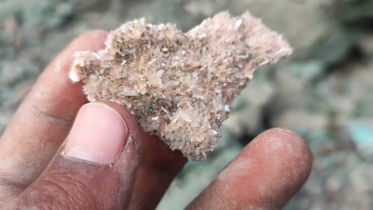 Crystal Hunting in India | Crystal mining | How To Find Crystals | Self Mining Crystals in India