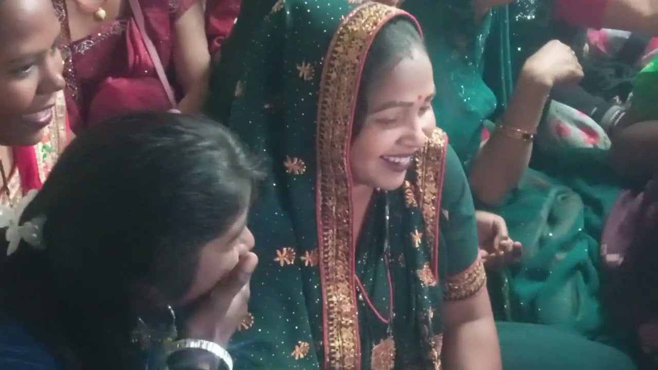 मंजू मोहिनी दीपा पाठक के साथ गीत# आई बढ़ाई मोरि आज हो दगा दें गै जवानी#👍❤️