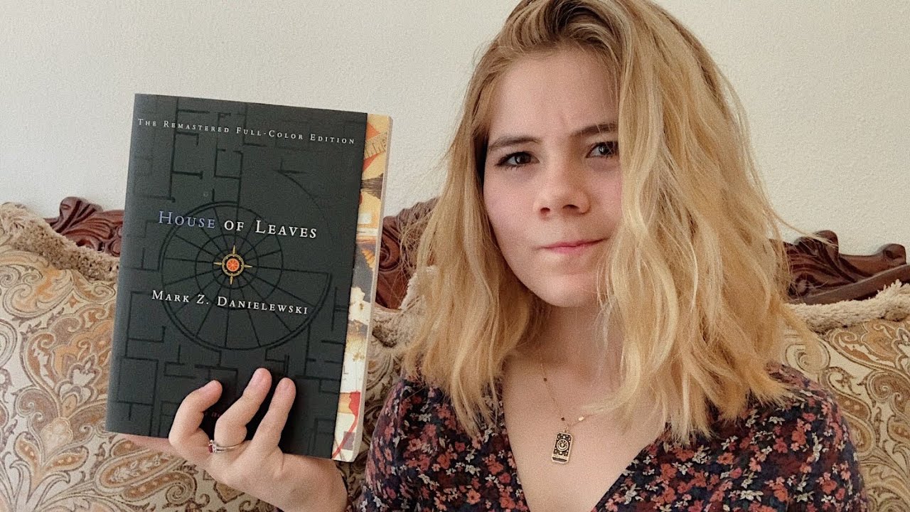 Leí este libro que es un LABERINTO🤯 Reseña de House of Leaves (con y sin spoilers)