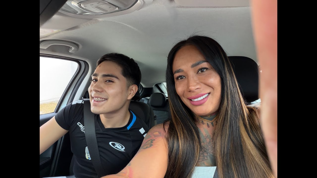 Kary Torres Oficial está en vivo con mi sobrino Emi en passsss