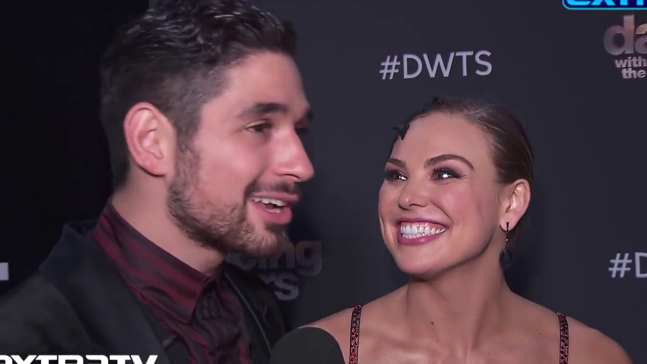 Do Hannah Brown and Alan Bersten know that they're in love??