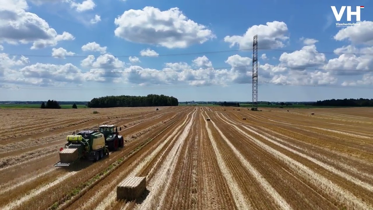 Baling straw in Canada