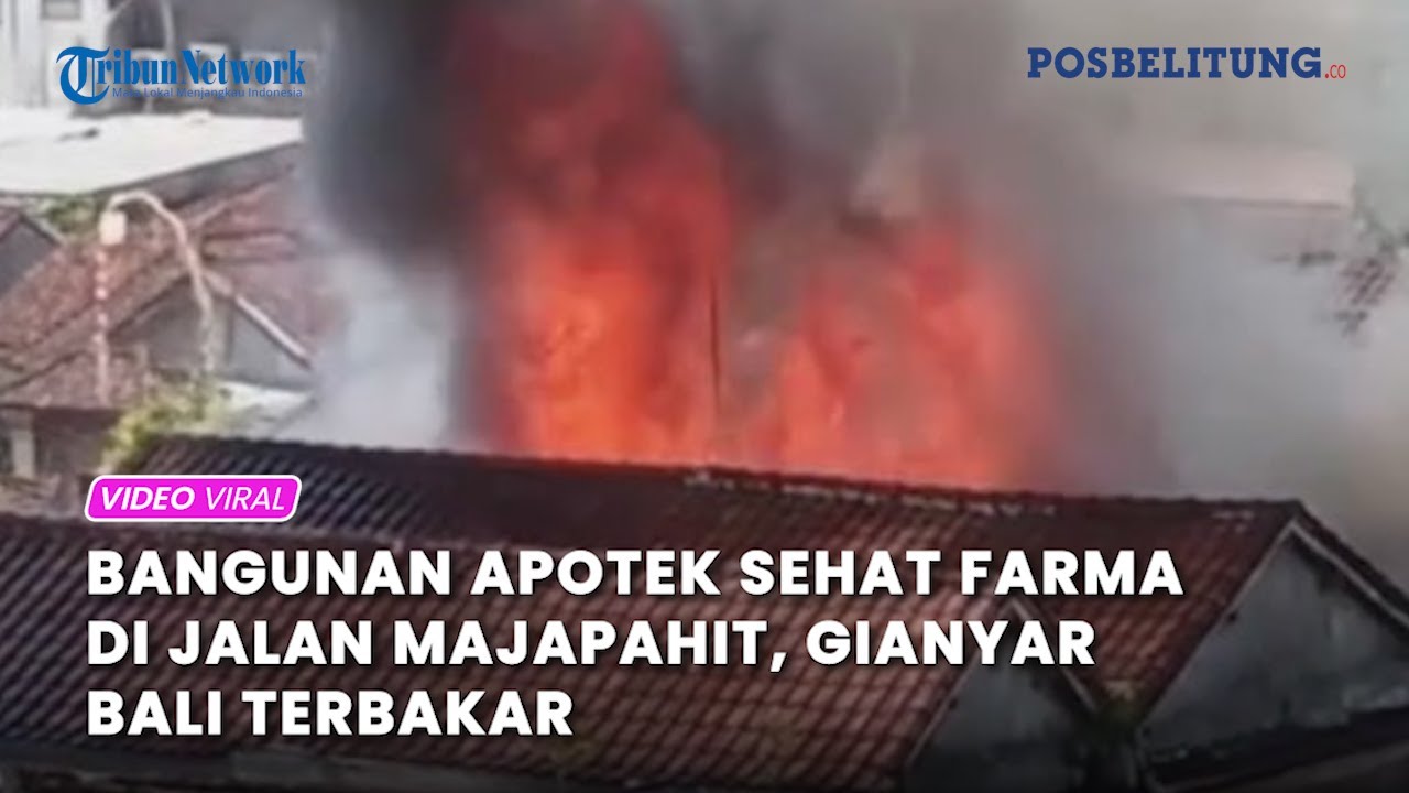 Bangunan Apotek Sehat Farma di jalan Majapahit, Gianyar Bali Terbakar