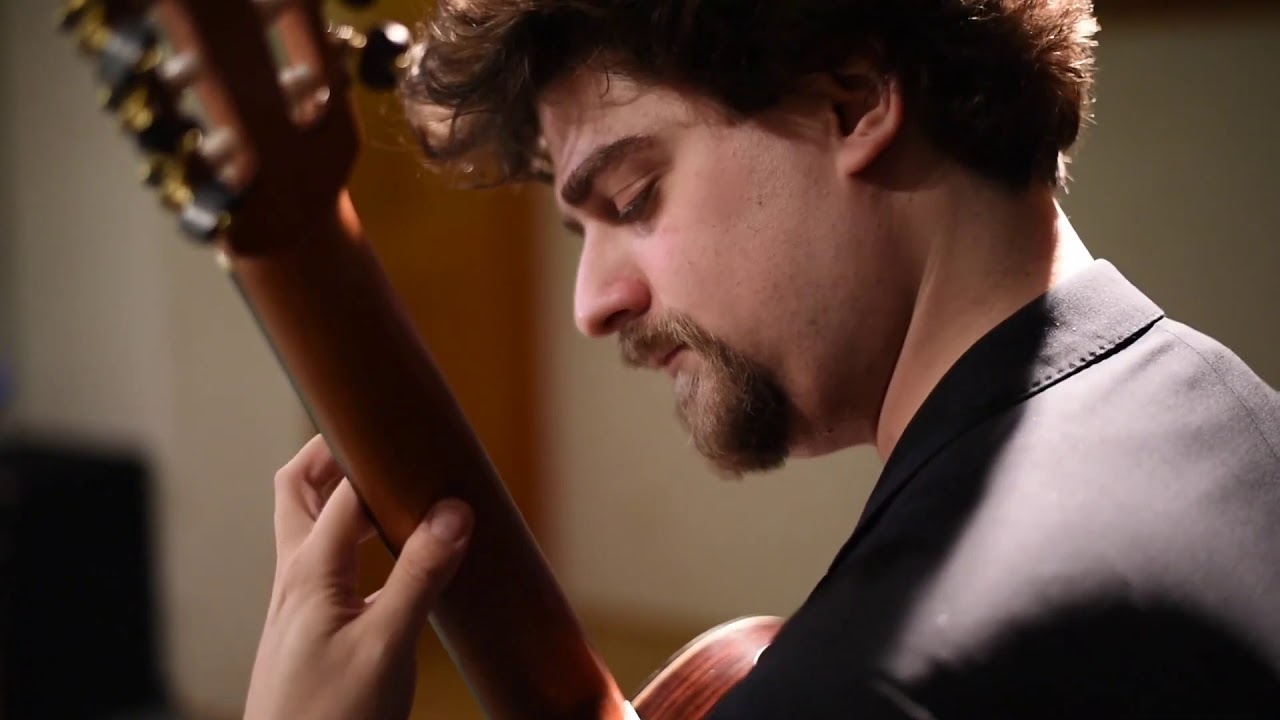 Markos Destefanos Performs Julia Florida on Koumridis Concert Classical Guitar