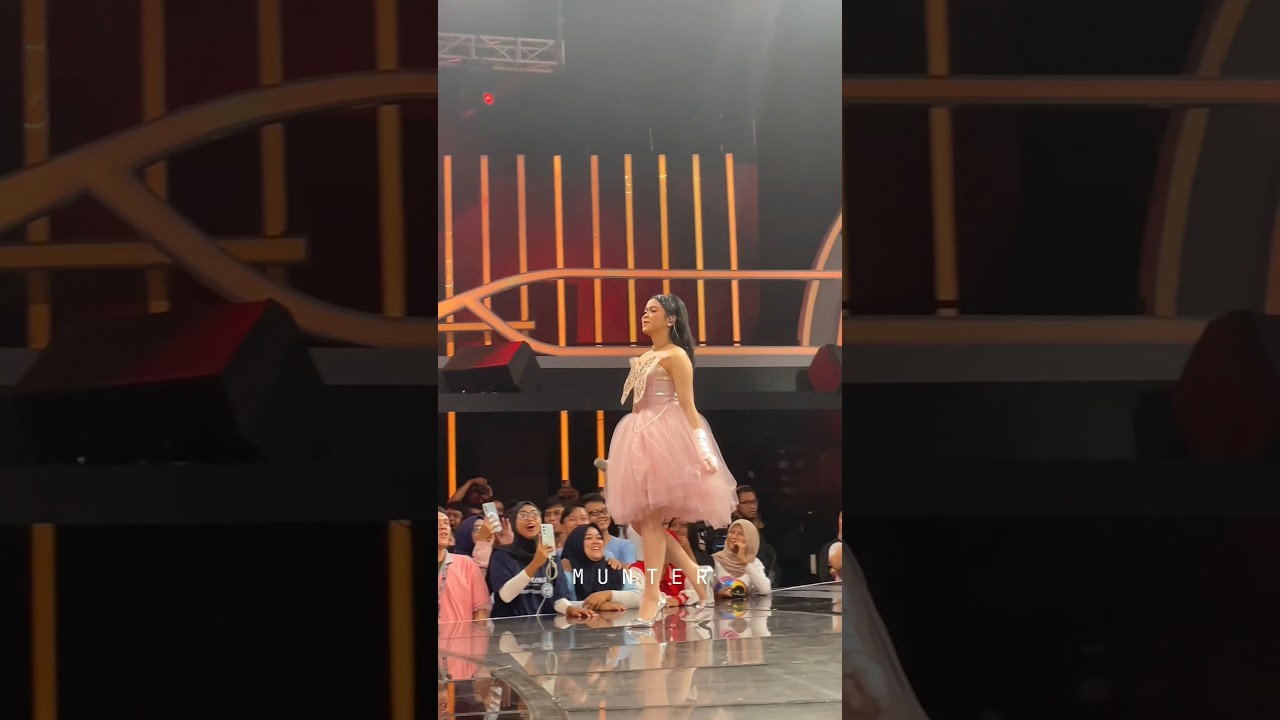 Momen Lucu Zahra ll Malam Media Sosial Award 