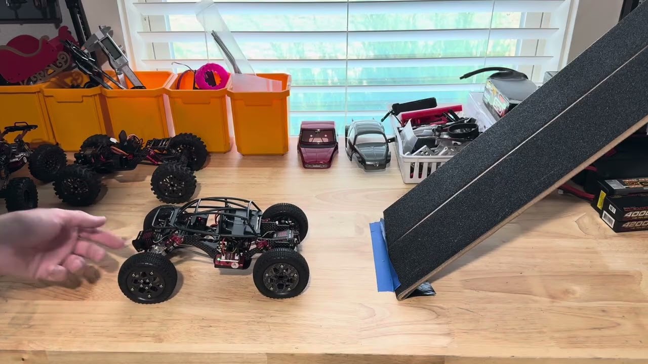 RC Crawler 4-Link suspension tune tips and demonstrations. Anti-Squat, Anti-Dive, oh my!