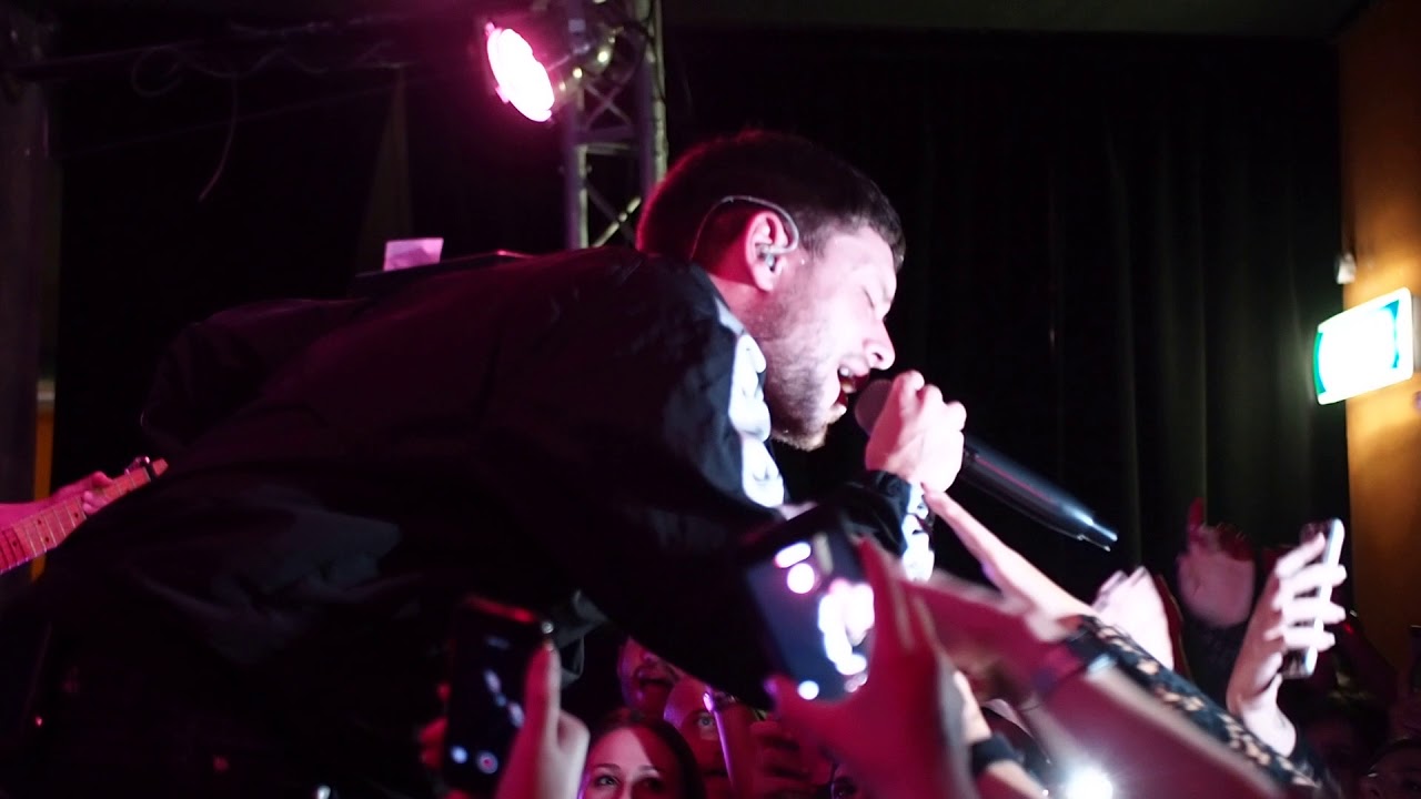 GAZZELLE // NON SEI TU // LIVE @FABRIK CAGLIARI 17/11/2017