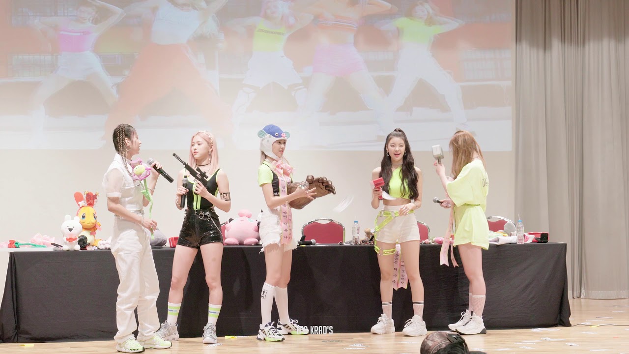 190810 ITZY 있지 상암 팬사인회 - 사인회 종료