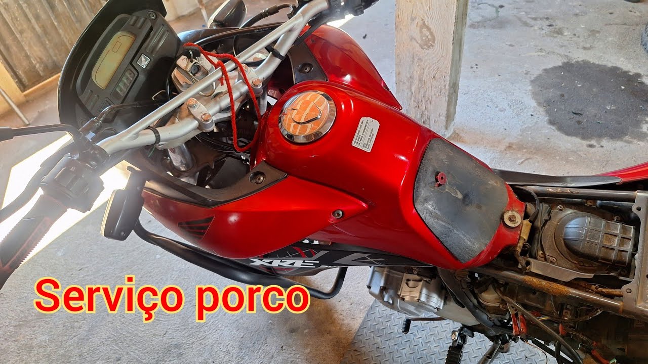 XRE 300 NÃO FUNCIONA NADA NA ELÉTRICA FUI VERIFICAR,ISSO É UM CRIME CONTRA A MECÂNICA