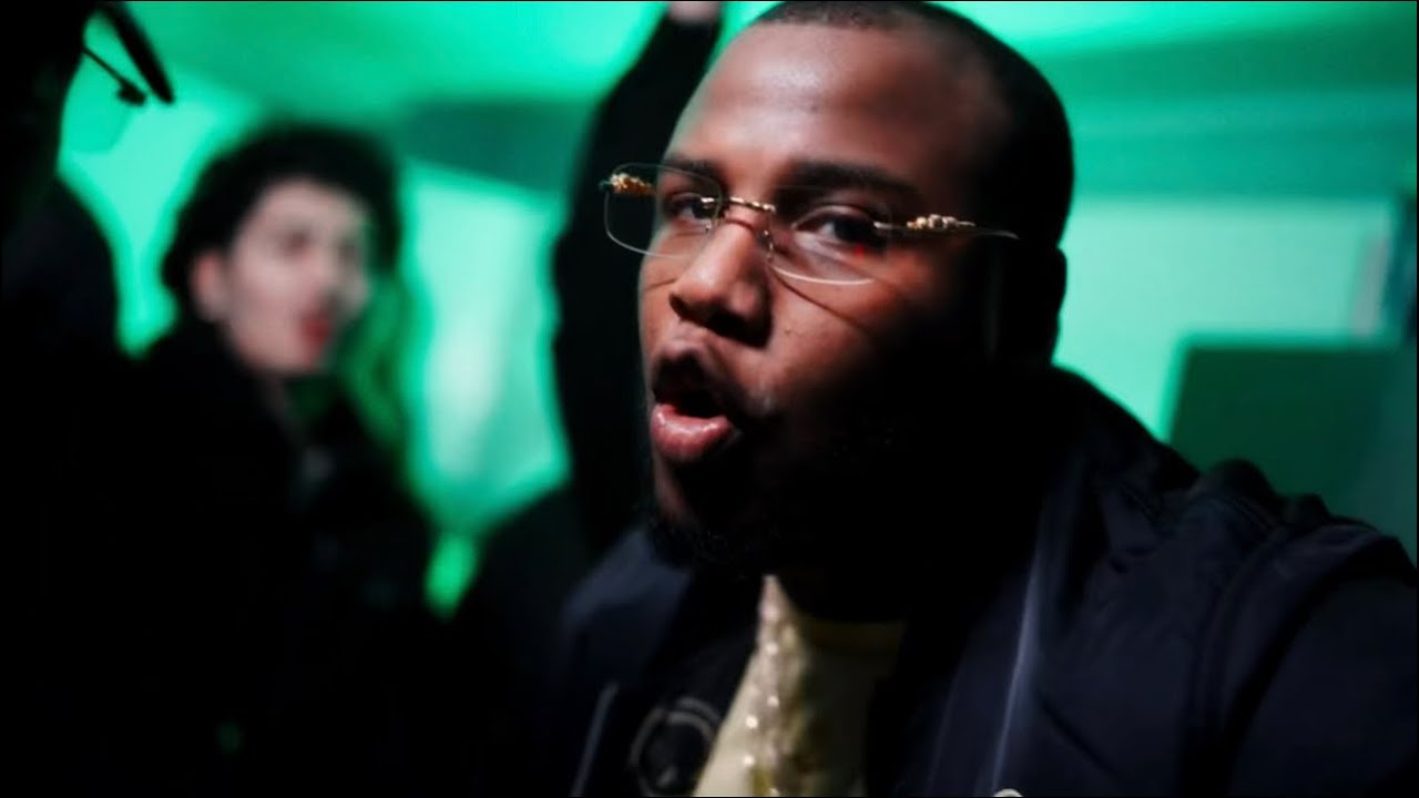 BigSemiAuto - Chocolate & Flowers (Official Music Video)