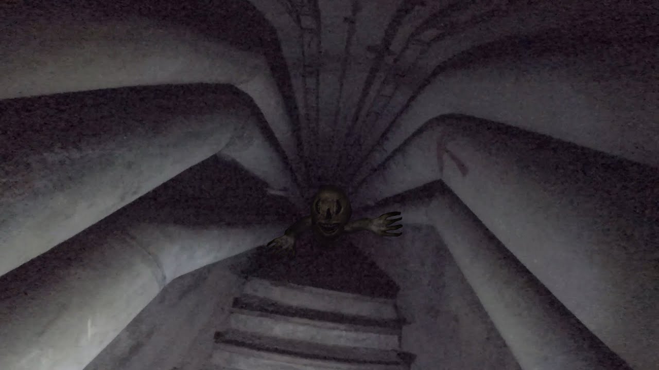 Persi nei tunnel sotteranei (Manicomio di Mombello)