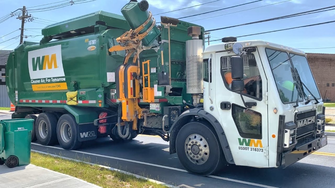 Waste Management 107881 | Mack LR Labrie Automizer ASL