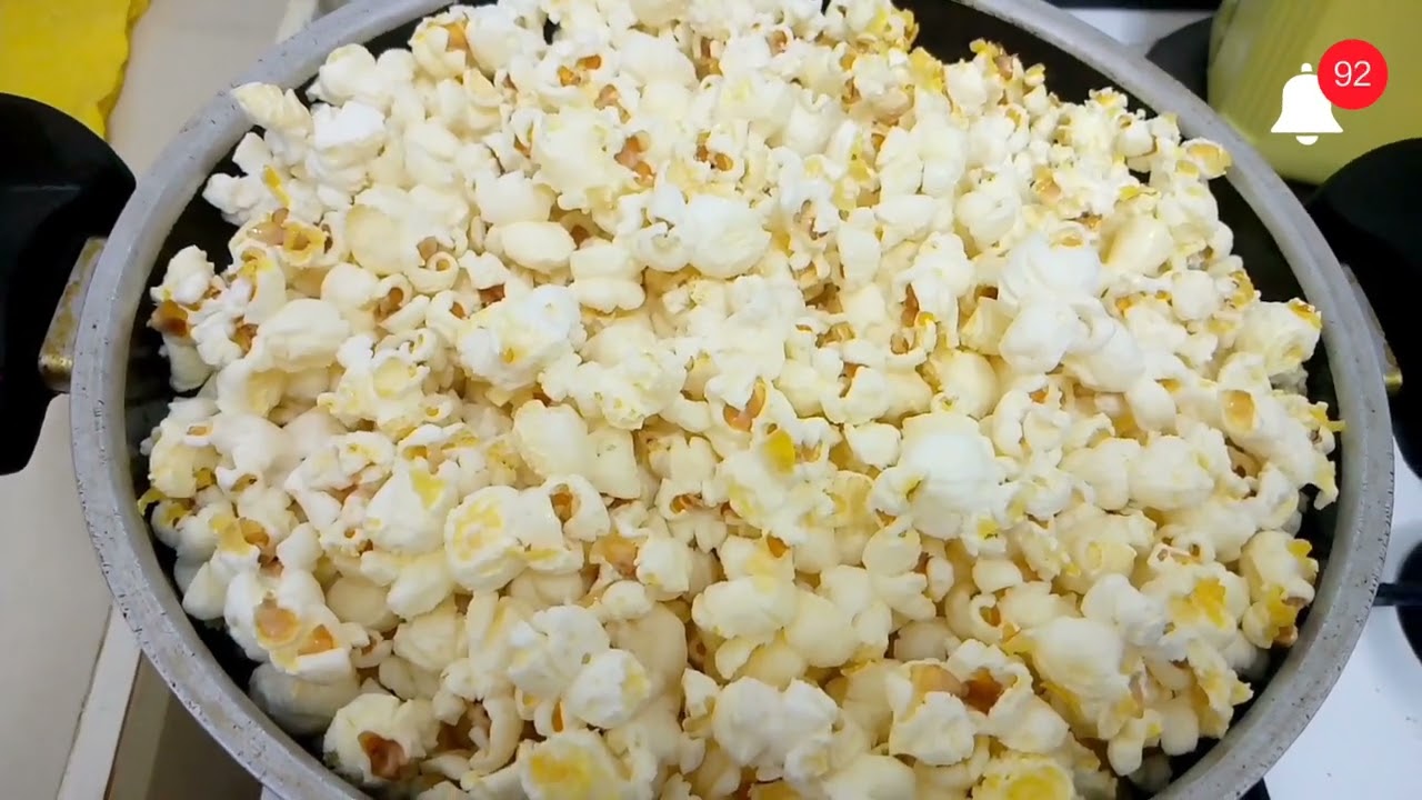 Easy way of cooking nice popcorns using sufuria #noburning #yummypopcorns 😋😋❤️@soita254