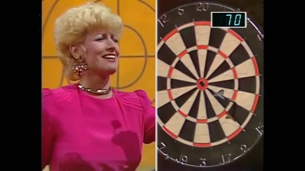 FAITH BROWN THROWING DARTS (1984)