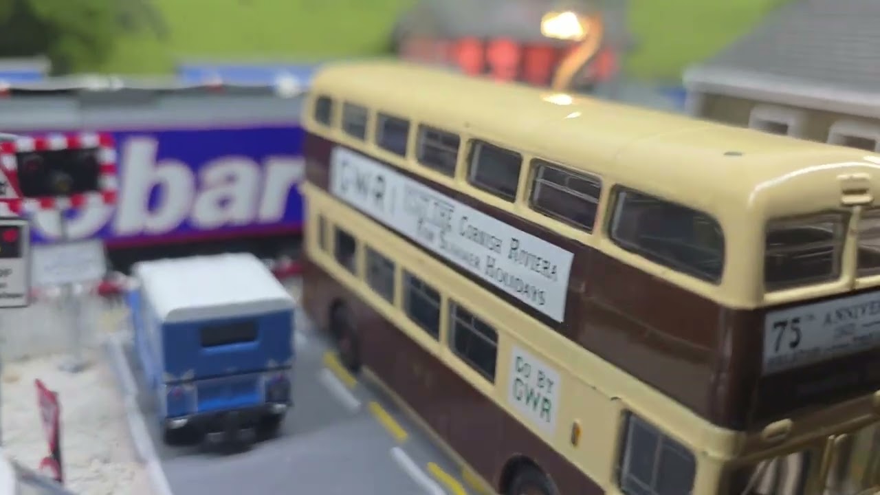 #ModelRailway #OO #Bachmann #EWS #ECC #Modeltrains #Cornwall #DCC #Layout #Like  #Subscribe #hornby 