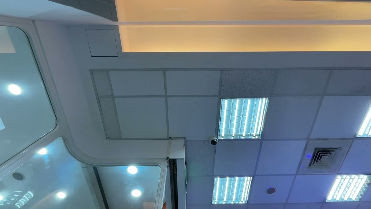 又來一個中和環球電信局的繳費，結果查我媽媽的手機號碼要等下一個月才可以查得到今天太多人了