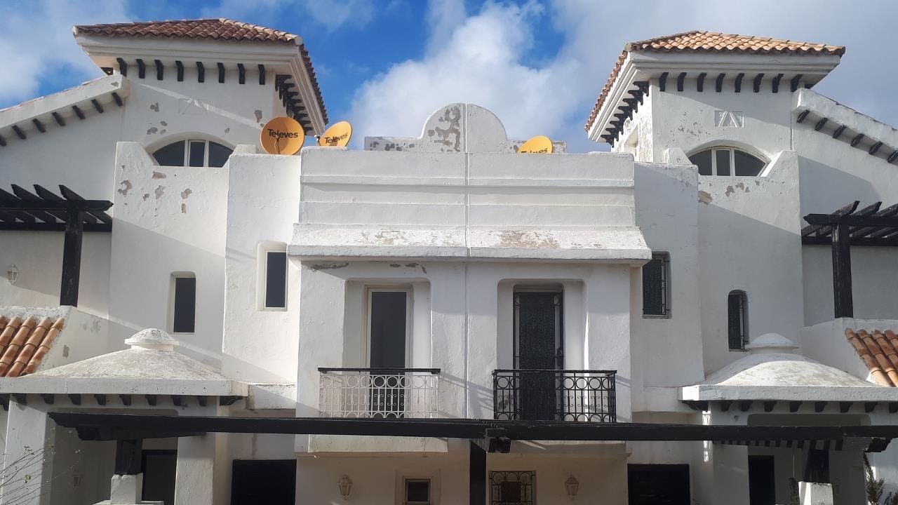 فيلا بموقع متميز و منظر رائع بطنجة Villa à vendre à Tanger 500m²