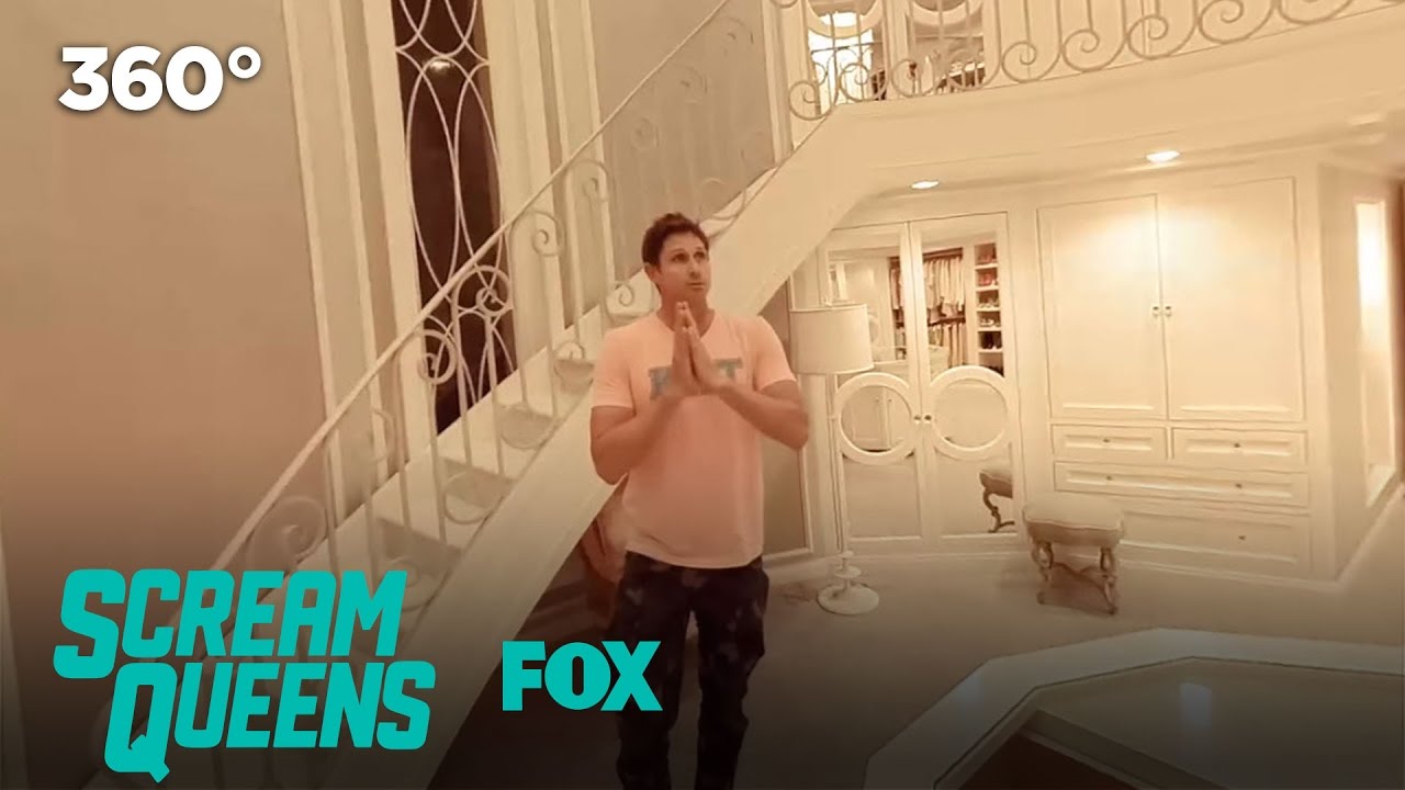 Closet Set Tour In 360 VR | SCREAM QUEENS