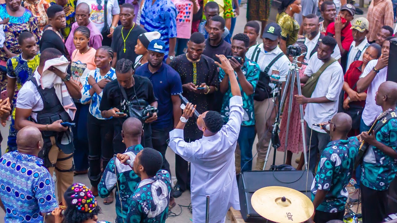 Olabest Full  Ministration at his BIRTHDAY MARKET Praise   (LAGOS ED) at BALOGUN MARKET LAGOS ISLAND