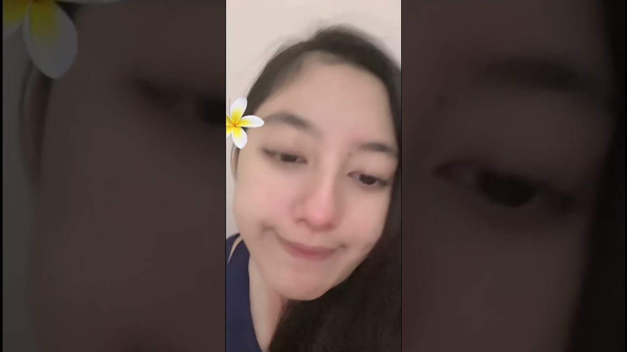 Leona Kanza live TIKTOK