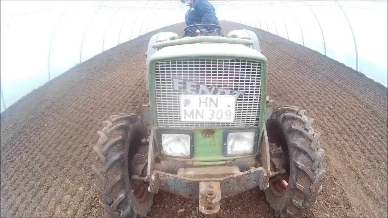 Ferie Zimowe Niemcy 2016 Fendt 203P & brona Rabewerk :D Uprawa Sałaty