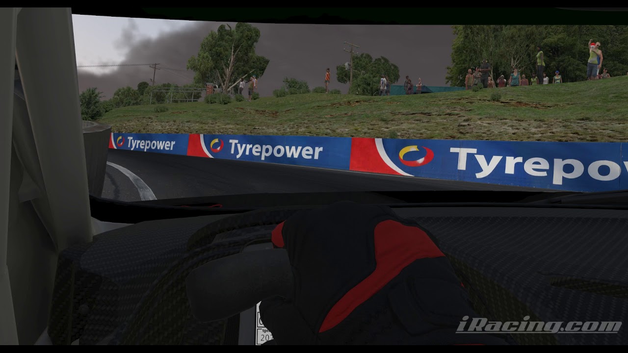 Bathurst12h practice R8 GT3