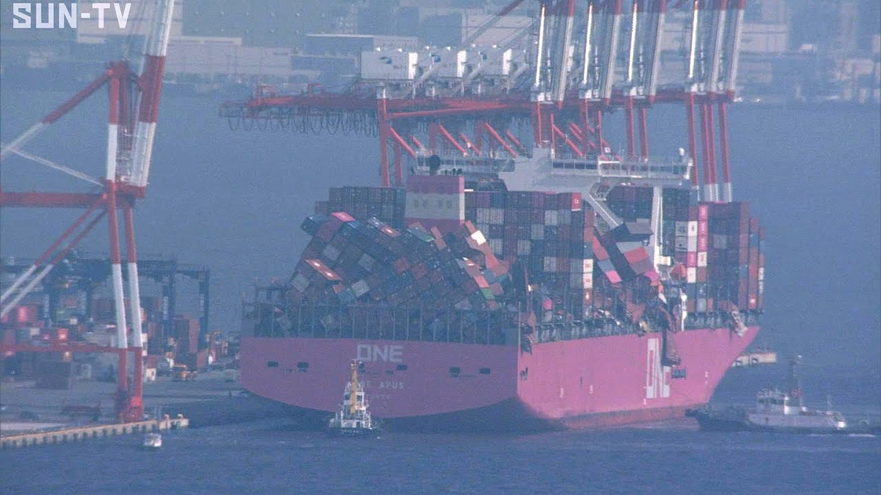 荒天で大量の積み荷を流出させたコンテナ船　ハワイ沖から神戸港に寄港