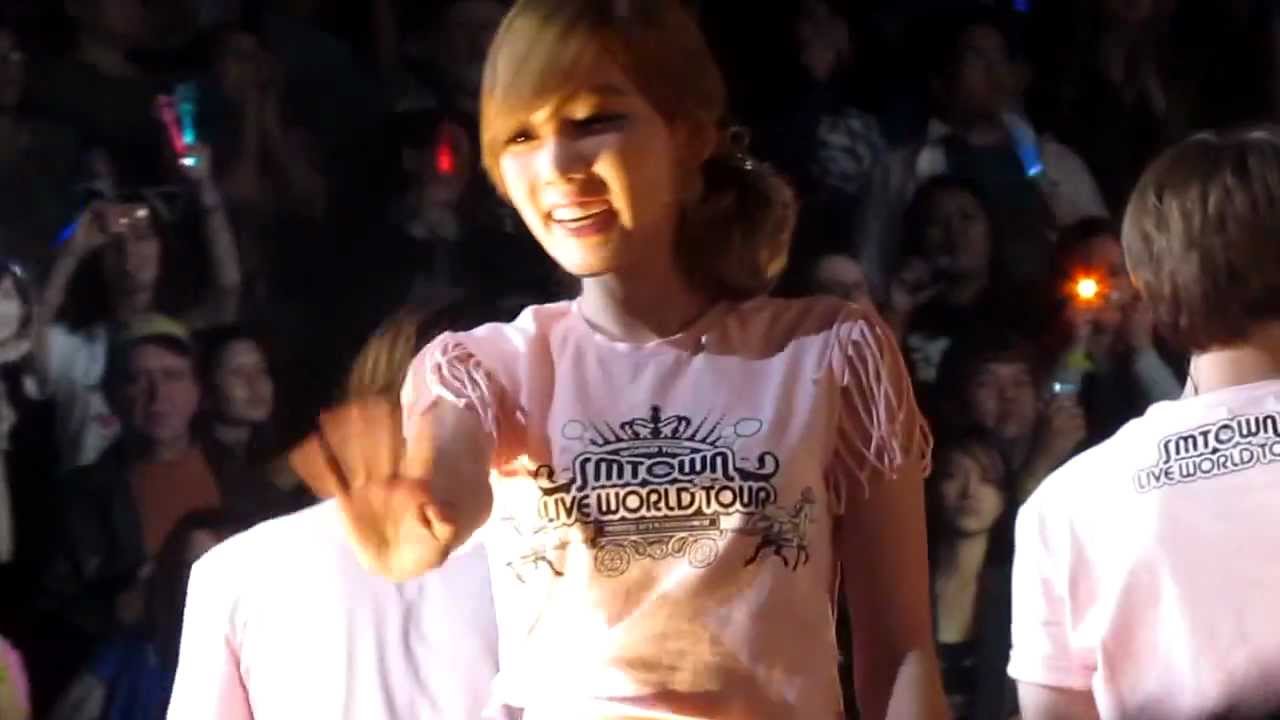 [HD] SMTown NY Ending Taeyeon (Part 1)