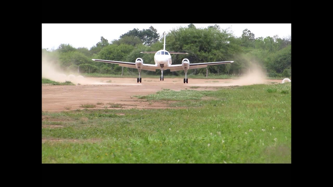 Merlin Fairchild landing in Loma Plata