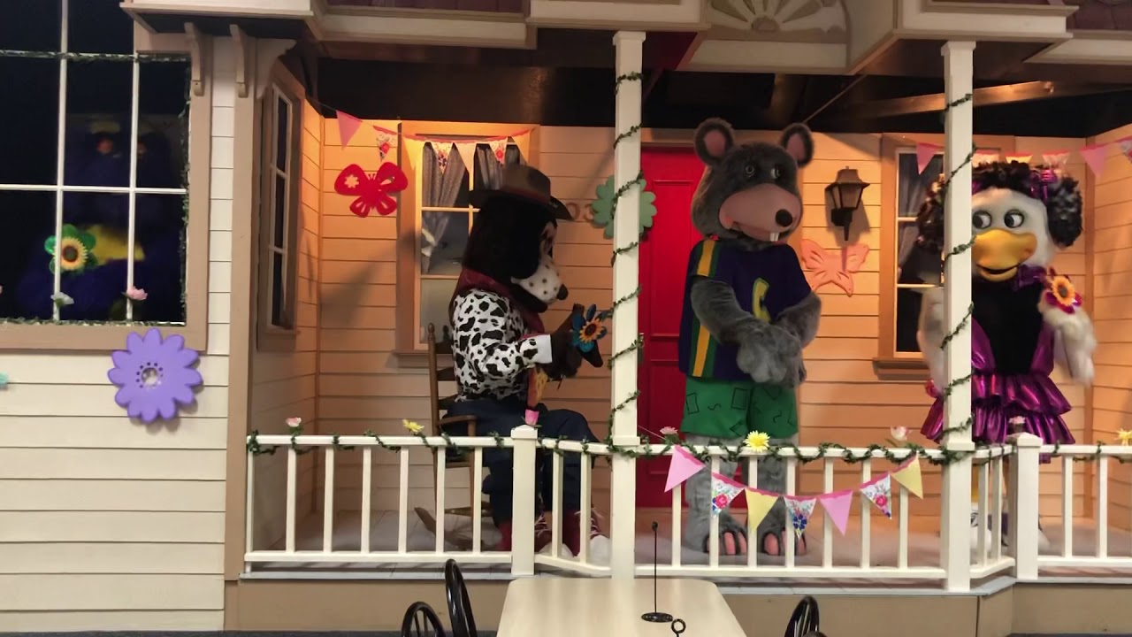 Chuck E Cheese - Let’s Have A Party Song - Rockford Illinois - Rocker Stage!