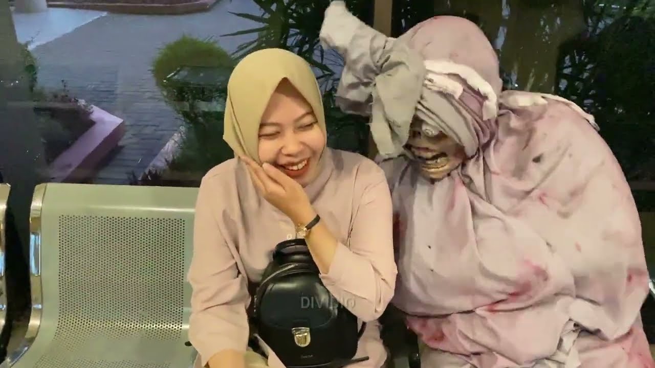PRANK POCONG DI BIOSKOP || Hantu ini bikin semua teriak histeris..!!