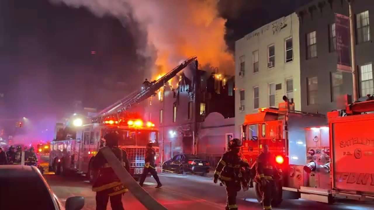 4 people injured, 10 families displaced by Brooklyn fire