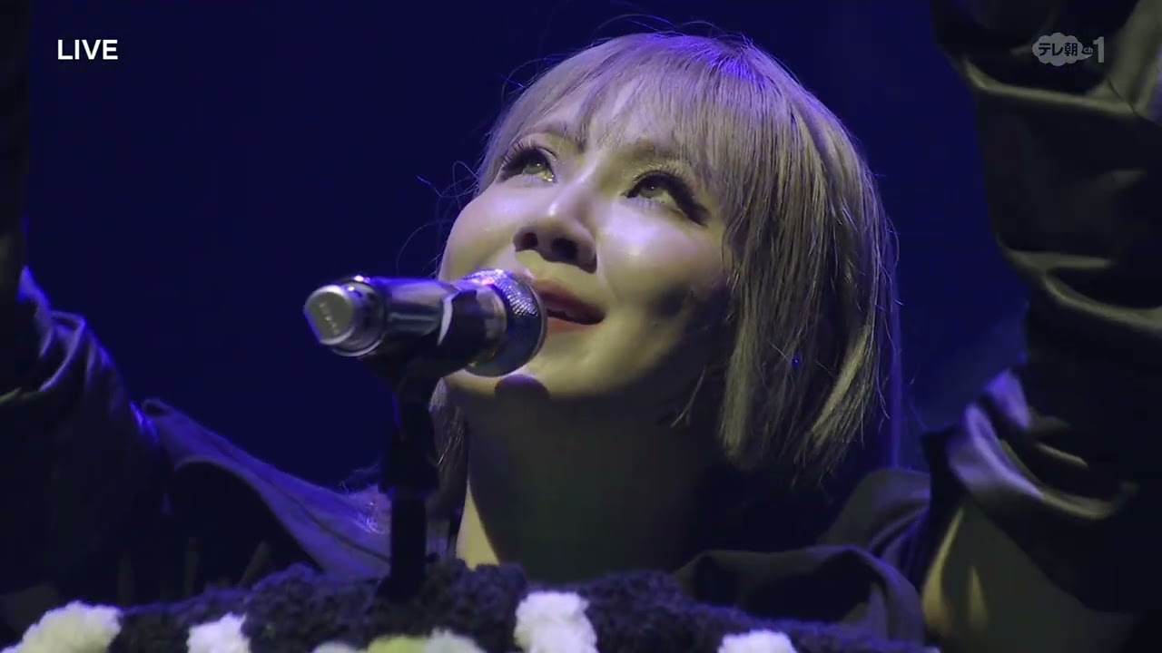 2NE1 - 'MISSING YOU' + 'IT HURTS' + 'IF I WERE YOU' + 'LONELY' LIVE PERFORMANCES