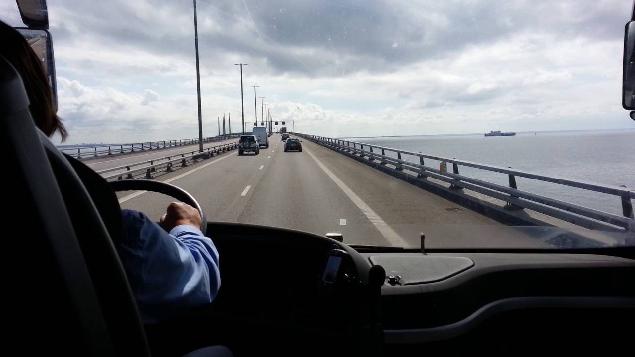 &Oslash;resund / &Ouml;resund Bridge from Copenhagen to Malm&ouml;, Nettbuss Express (July 28th, 2016) HD