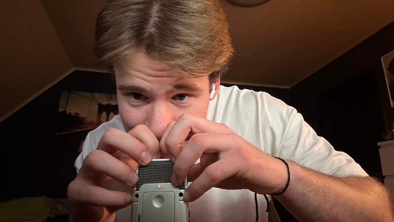 ASMR Gentle Mic Scratches!