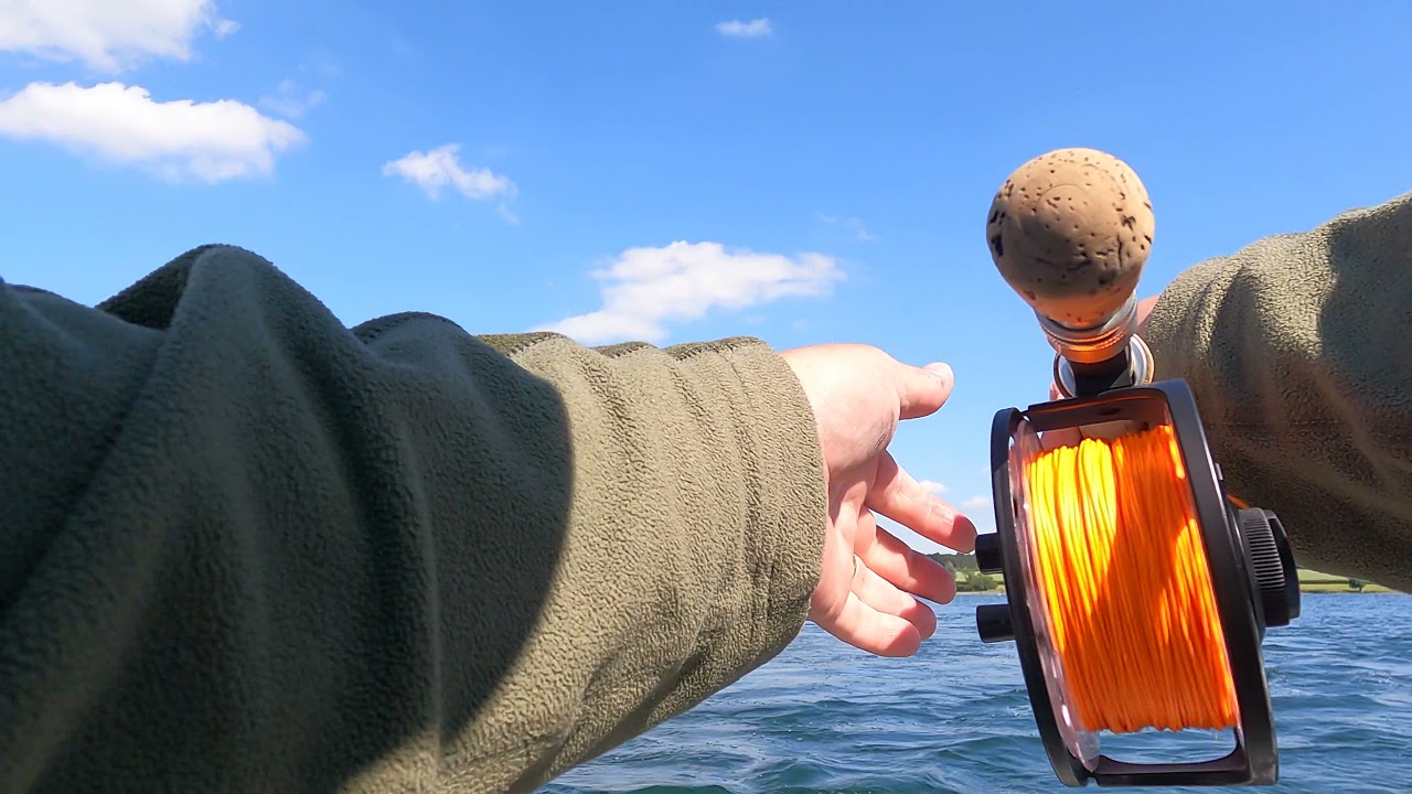 Fly Fishing Rutland Water : Baking on the Boat (01-07-21) 4K