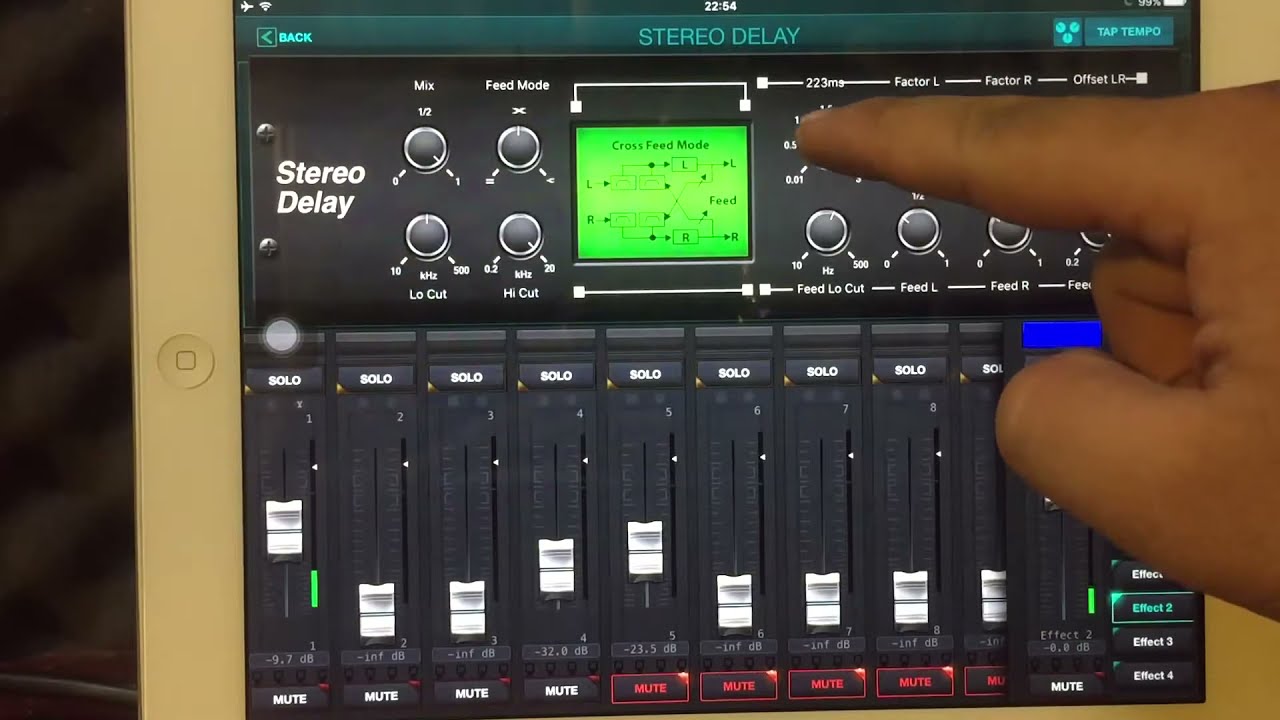 Test sound and FX BEHRINGER XR12