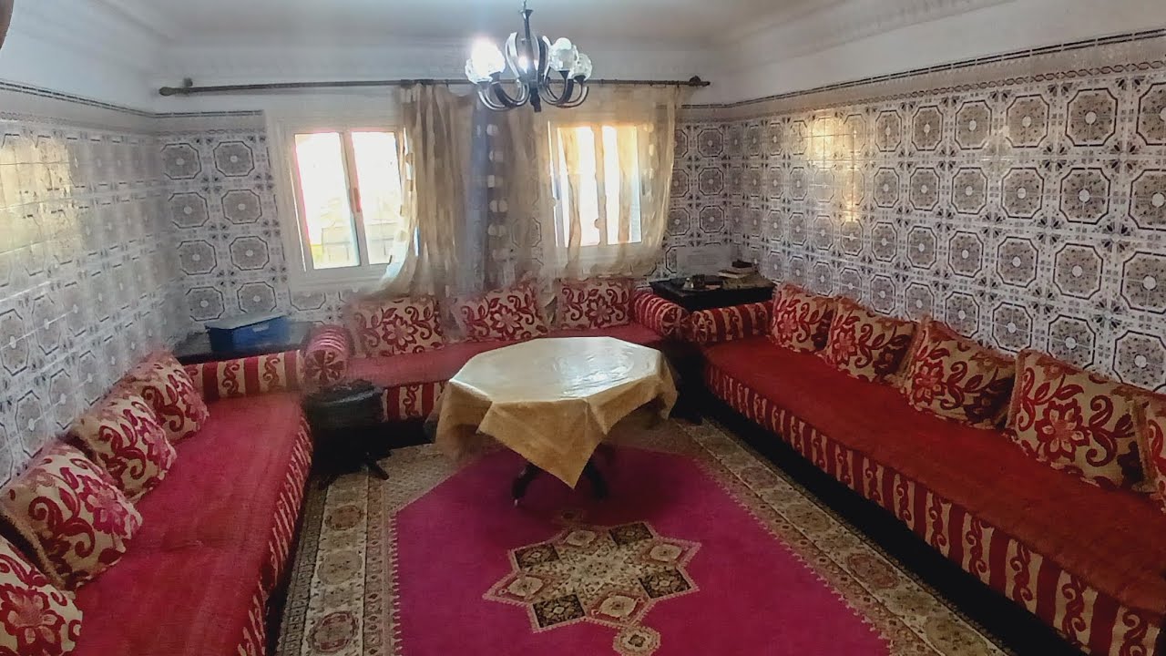 شقة ممتازة للبيع✋🏻😲 في الدار البيضاء الطابق الثاني الحي😱 المحمدي  📢عندها جوج واجهات بثمن مناسب✅
