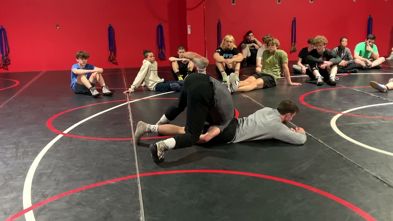 Single Leg To A Leg Lace | Freestyle | Coach Roman Perryman