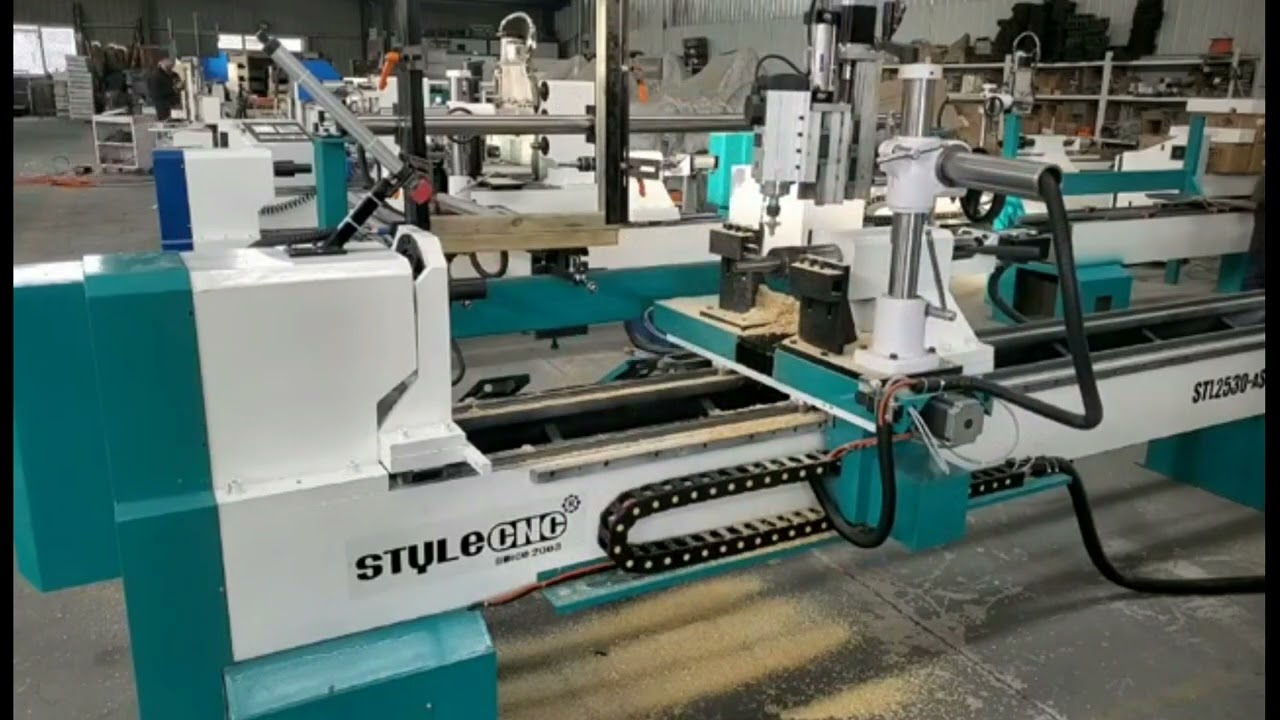 4 Axis Wood CNC Turning Lathe Machine with Automatic System in Action