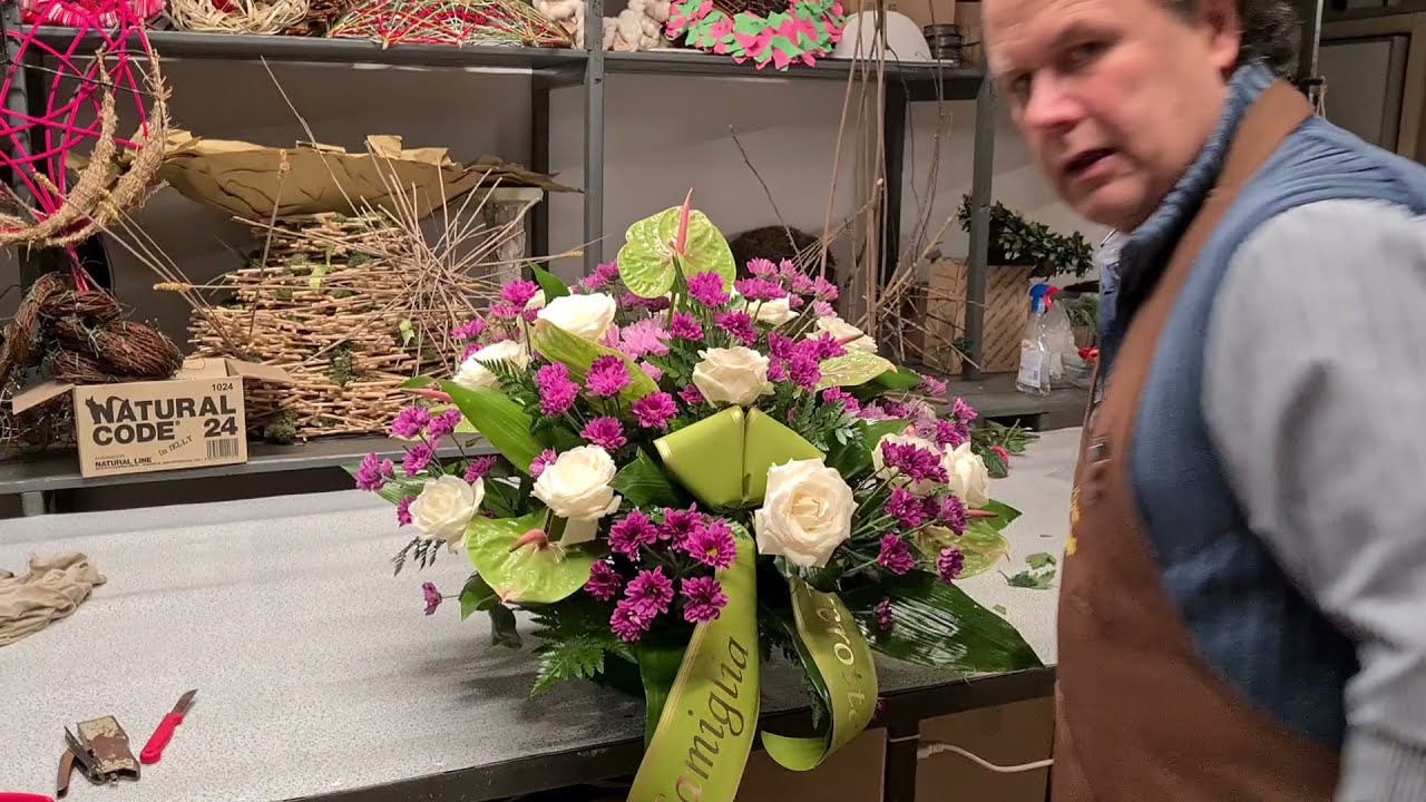 Tutorial composizione fiori lutto. Come fare una ciotola di fiori per funerale - Fiorista Bandera