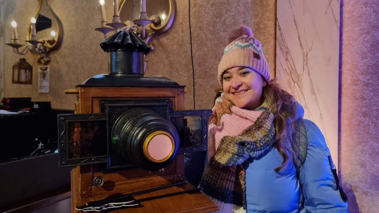 Dit Vinden wij van de Efteling show De Man met de Toverlantaarn [Veronique Dutchie]
